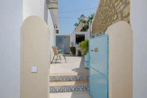 Statis House