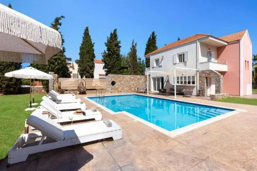 Villa Argi by Villa Plus