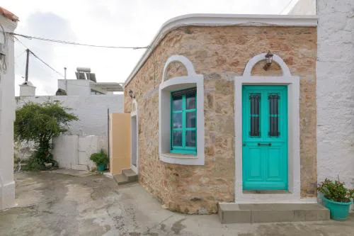Kyramarias Village house