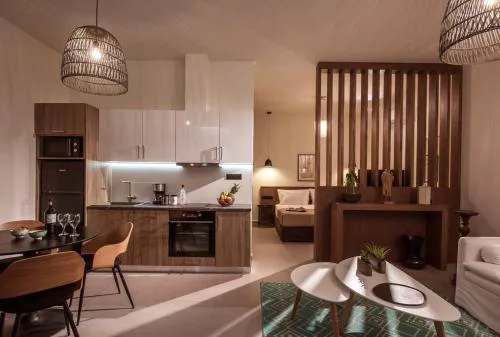 Ermioni Luxury Suite Beachfront 1 minute from the beach