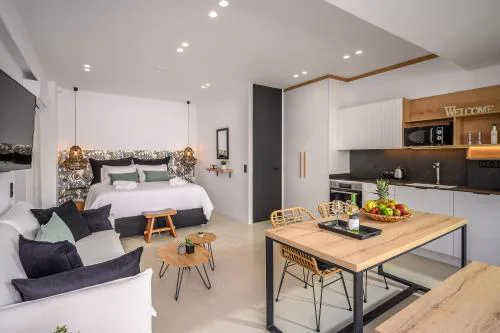 Talise I Modern & Luxury Suite just 2 minutes from the beach