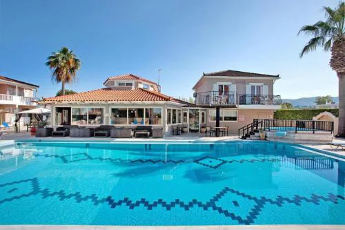 Paradise Apartments