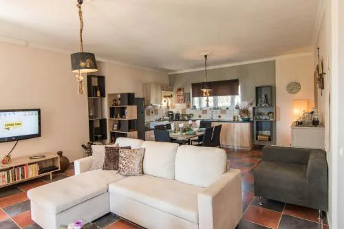 Pura Vida Home