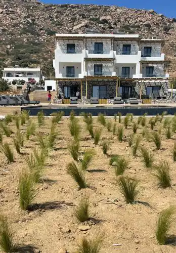 Latramys Suites