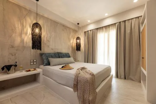 Villa Finest -Seaside Villa with private swimming pool at Orkos