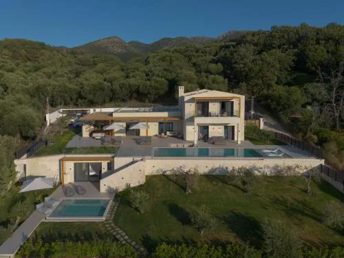 Azura Exclusive Villa
