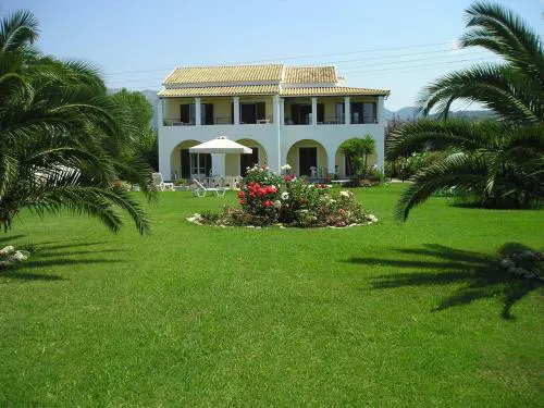 Eleftheria Studios and Apartments