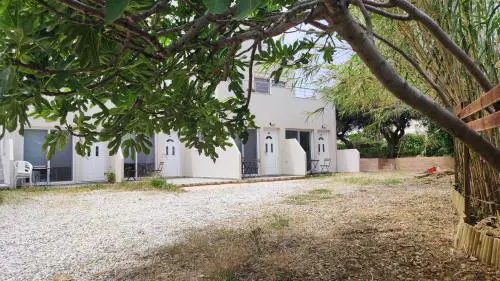 Glaros Studios