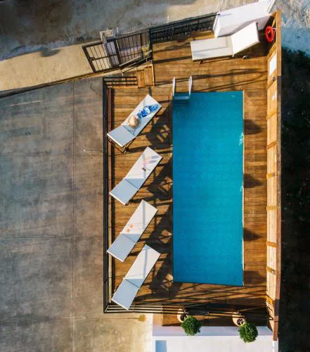Ammira Mare Maisonette - Relax by the Pool Near Sea!