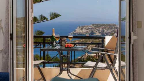 FNK Apartments with Sea View
