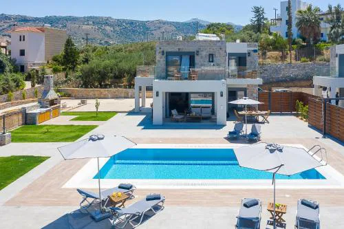 Olive and Sea Villas