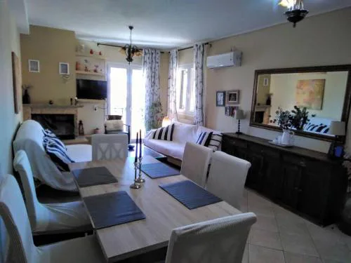 Agi's Apartment