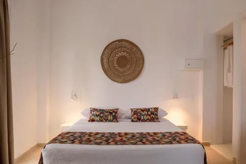 Cal Day Rooms Santorini