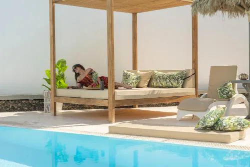 Loukas & Emma Eco Houses