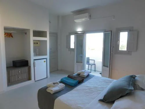Perissa South Beach Suites