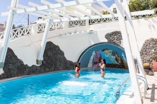 Erato Apartments