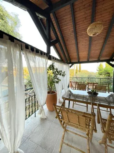 Eleni's Guesthouse