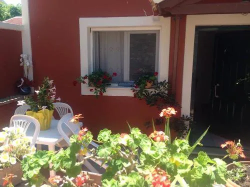 Yiannis seafront apartment