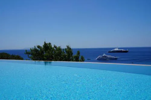 Seethrough Mykonos Suites