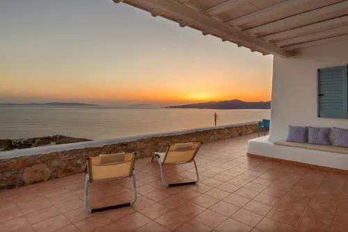 Lighthouse Villa - Private Pool - Unlimited Sea View - 6 pax