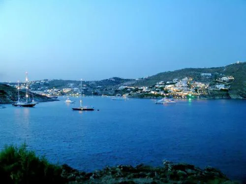 Mykonos Waterfront House walk to Private Beach