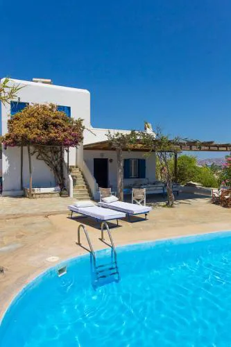 Traditional Mykonian Villa