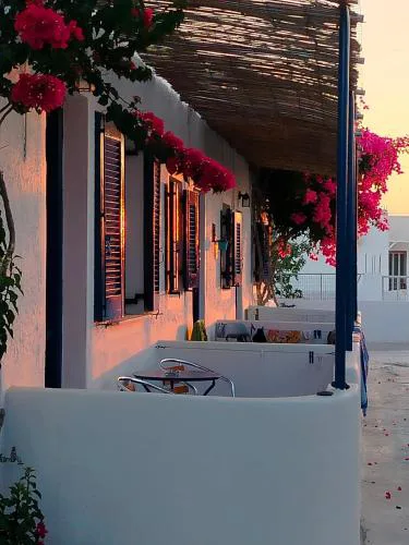Glaros Beach