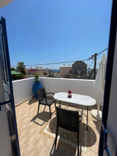 Leonidas Apartments