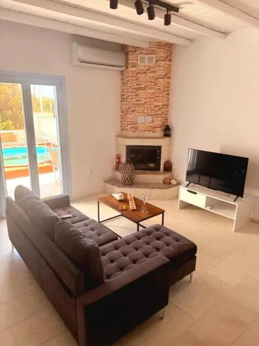Aliki Luxury - Ira