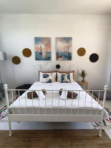 Spacious Beach House Theologos