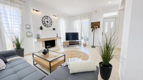 Ismini Luxury Villa