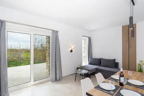 Naxos Cube Villa Panoramic Views Maisonette with Sea View 2 min walk to Plaka Beach