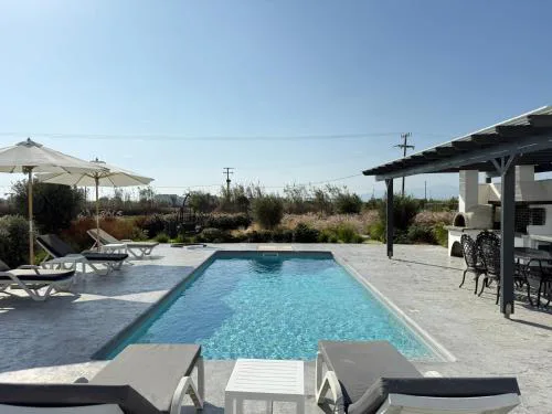 Villa Finoe 4 BDR with Private Pool
