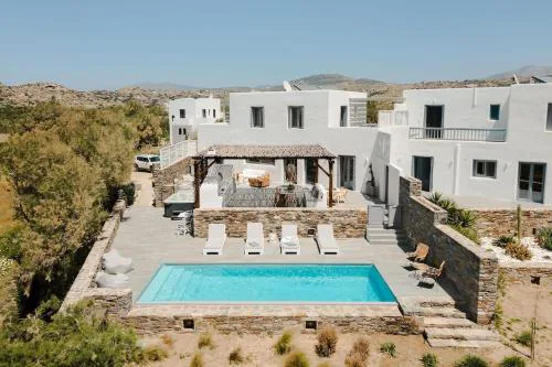 Villa Tranquilla - Seaview, Pool & Jacuzzi