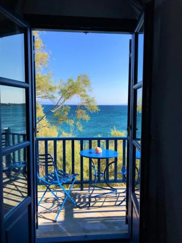 Cavos Studio by the sea
