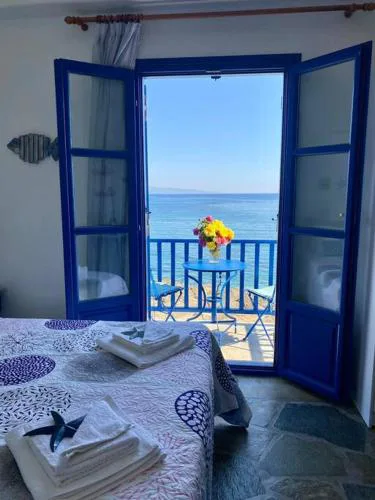 Cavos Studio by the sea (North)