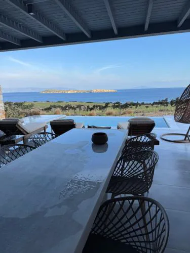 Drios Hillhouse II