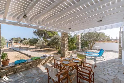 Horizon House in Paros, Cyclades
