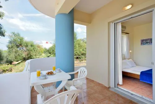 Katerina Rooms Agii Apostoloi
