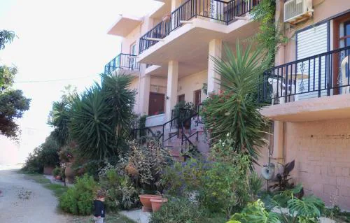 Nikolas Apartments