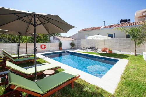 Peponas Residence