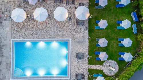 Primavera Hotel