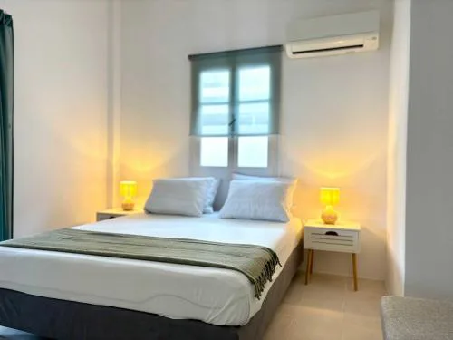 Origins III Modern Seaside Studio in Piso Livadi