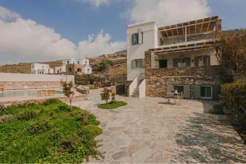 Dinora Villa