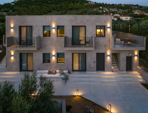 Topos Suites
