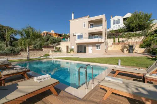 Mystique Villa by Vintage Travel