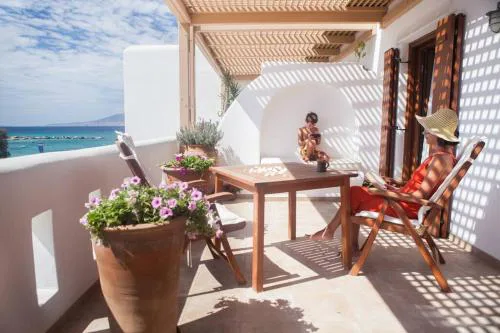 Enosis Apartments - Argo Beachside Flat