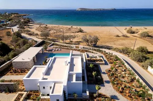 Costa Dorata Seaside villa