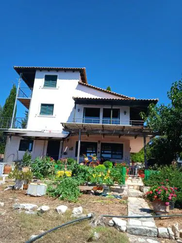VILA ELVA