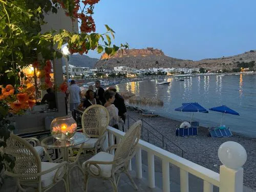VILLA BLANCA
